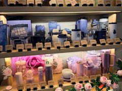 -星巴克臻选(周浦万达店)