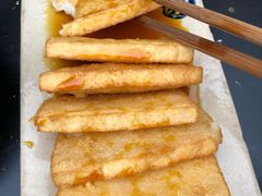 -茅草房·河畔园林火锅