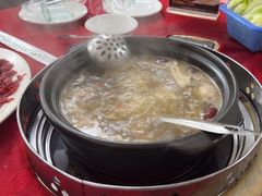 -花苑美食横琴生蚝火锅(拱北粤华路店)