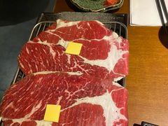 烤牛肉脸基尼寿司-魔丼屋(日月光店)