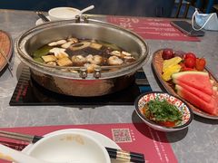 -一绪に寿喜烧(虹悦城店)