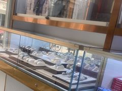 -鑫羽黄金首饰奢侈品回收鉴定