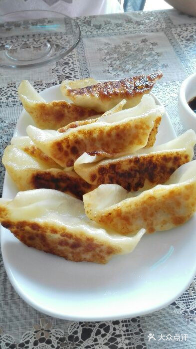 老二小厨 中国粤菜及川菜煎饺子图片