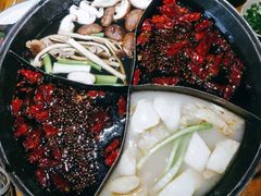 -白乐天毛肚火锅馆(南滨路店)