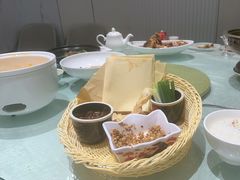 -鲁菜根·泰安菜(万达店)