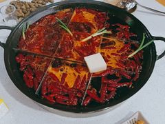 -正贰捌经重庆老火锅(建设路店)