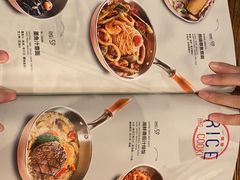 -I HOLIC艾豪丽披萨(KKone店)