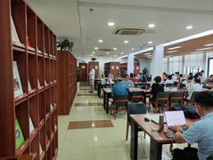 -上海市静安区图书馆(新闸路馆)