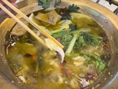 -江湖亮亮蒸虾大排档烤全羊清真(武汉总店)