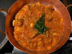 铜锅油焖鸡-Ameigo梅果·云贵川bistro(长宁来福士店)