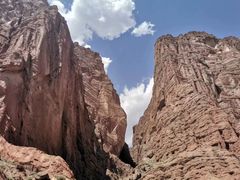 -天山神秘大峡谷