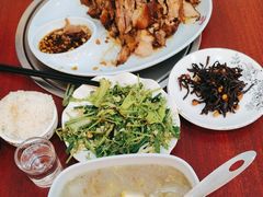 -聚首堂·特色小吃·肘子(什刹海德胜门店)