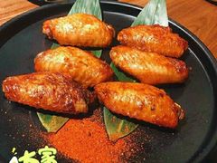 -明洞阿姨·韩式酱蟹烤肉·创意料理(三元桥店)