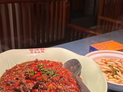 -老萍巷莲花血鸭·萍乡地标江西菜(步行街店)