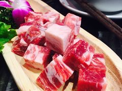 -热火朝天鲜切牛肉火锅(南强街巷店)