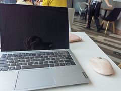 -肯德基(美兰机场店)