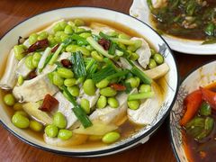 -胡子饮食店