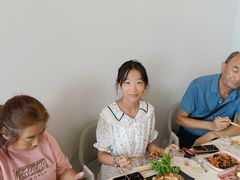 -鲸鱼先生·海鲜烤肉海景餐厅