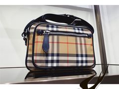 -BURBERRY(上海港汇恒隆广场店)