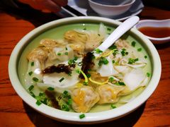 特色蟹粉小馄饨-苏小柳手工点心(人民广场分院)