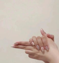 -桃色美甲沙龙