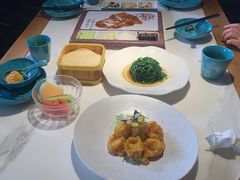 -荷塘秋月·本帮江浙菜(国权路店)