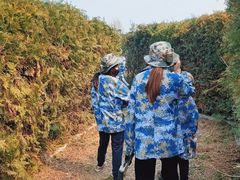 -亲兄弟真人CS团建拓展基地