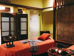 -迪瓦娜按摩和水疗中心