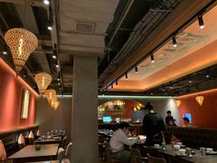 大堂-丝路金桃·新疆菜(徐汇店)