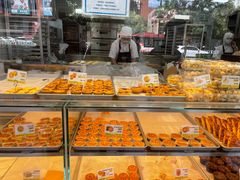 面包甜点陈列柜-鲍师傅糕点(大沽南路店)