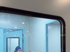 -上海大学附属上海和平眼科医院