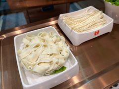 -七欣天香辣蟹火锅(闵行浦江欢乐颂店)