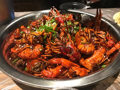 -巴厘龙虾·榜首油焖大虾(音乐学院·沿江酒馆店)