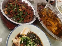 -鑫巴蜀小镇 · 水煮鱼专研店(玉桥店)