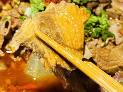 -大众跷脚牛肉馆·非遗传承单位(峨眉山店)