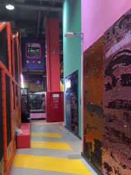 -欧酷世界动力星球(王府井奥莱UP TOWN店)