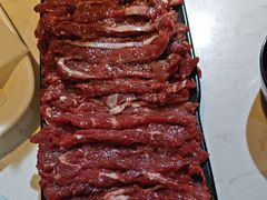 -牛员外鲜切牛肉火锅
