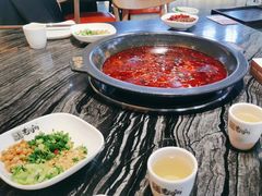 -老船舫·现做活鲜鱼馆(东郊记忆店)