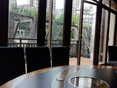 -黔蘑菇四季餐厅(观山湖店)