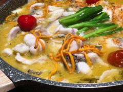 -山城外·非遗酸菜鱼(财富中心店)
