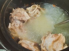 -老火大骨头汤馆