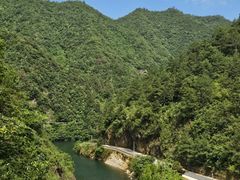-龙井峡漂流