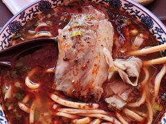 牛肉拉面-伊穆祥牛肉面总店·清真