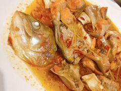 鱼骨-醉美东江·三文鱼·烧鸡公