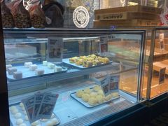 面包甜点陈列柜-虎头局·渣打饼行(五一新干线店)
