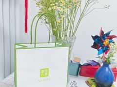 -奈雪的茶(大连新玛特店)
