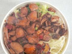 辣子鸡丁-汤小鲜和范小满·开胃爆炒小碗菜(右安门店)