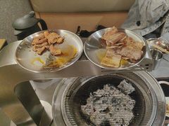 -围炉肉舍丹东海鲜烤肉·烤活鳗(步行街店)