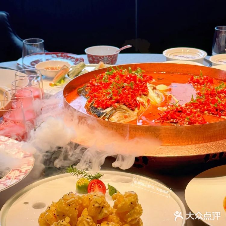 三刷剁椒🐟头王🫅❗️这家饭张力绝了❗️❗️❗️