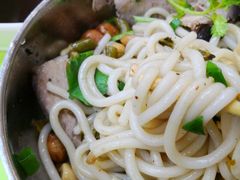 -红鼻子桂林米粉(金唐新光界店)
